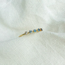Load image into Gallery viewer, Clear Water Sapphire Ring
