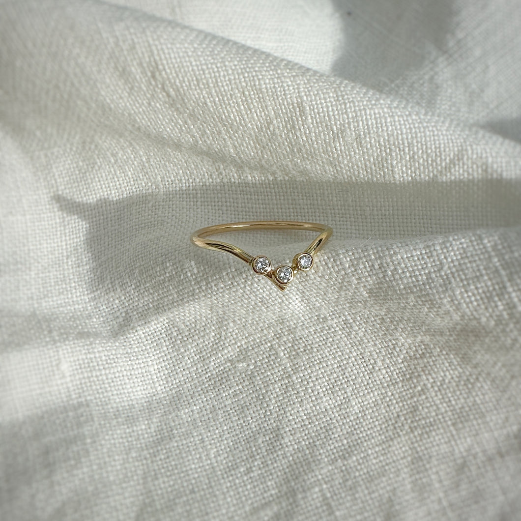 Ocean Diamond chevron ring