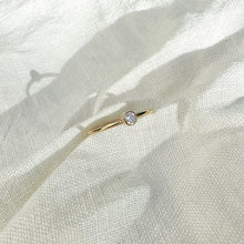Load image into Gallery viewer, Salt &amp; Pepper diamond ring
