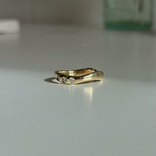 Load image into Gallery viewer, Ocean Diamond Wave Band
