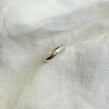 Load image into Gallery viewer, Silver Ocean Diamond Flo ring
