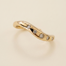 Load image into Gallery viewer, Ocean Diamond Scatter Band
