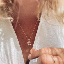 Load image into Gallery viewer, Shoreline x ocean diamond necklace
