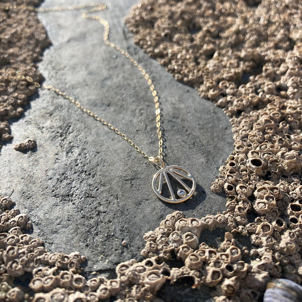 Salt & pepper Diamond shoreline necklace